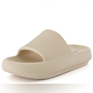 Women's Cream Slide Sandals NWT